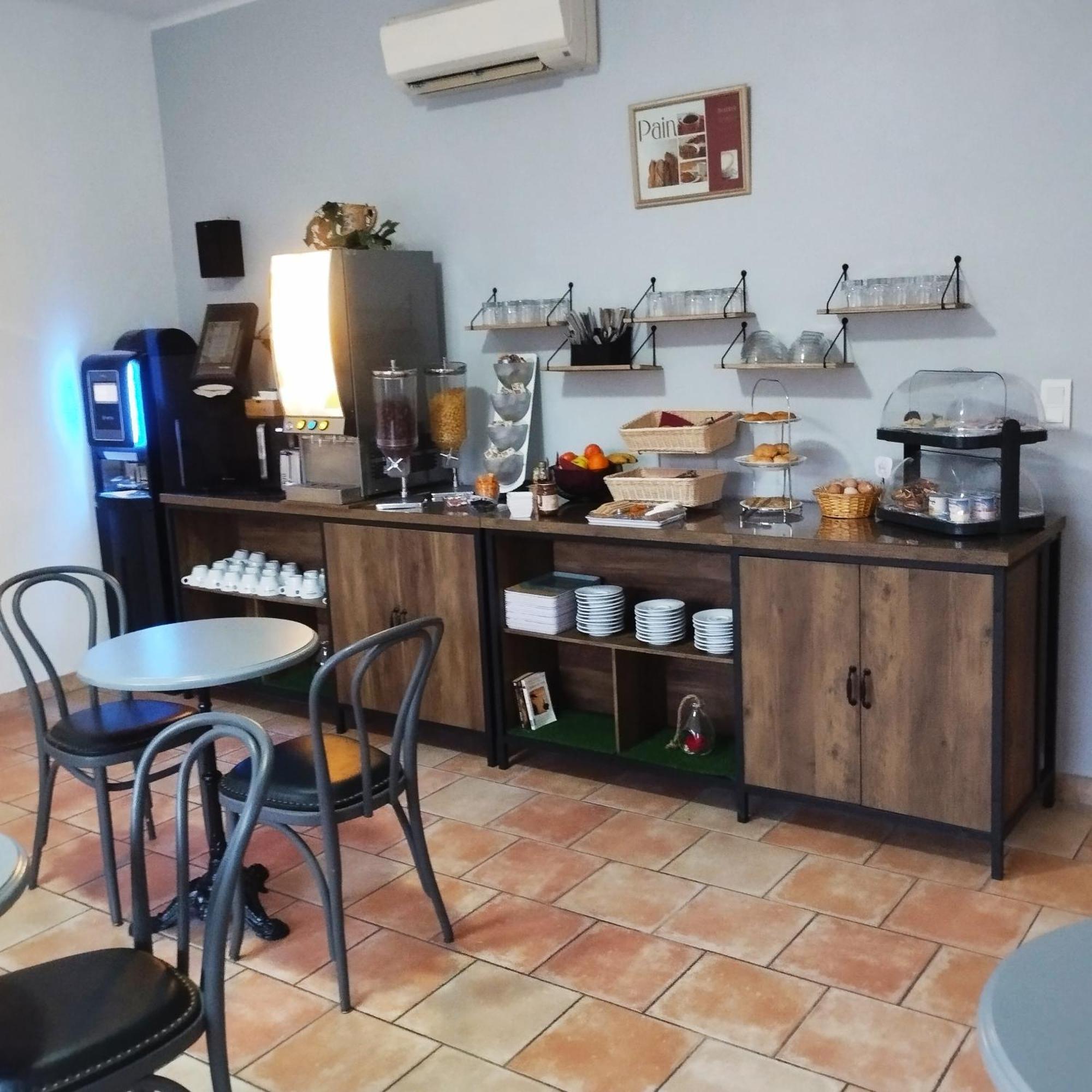 Hotel Du Lac Chateau-Arnoux-Saint-Auban Ngoại thất bức ảnh
