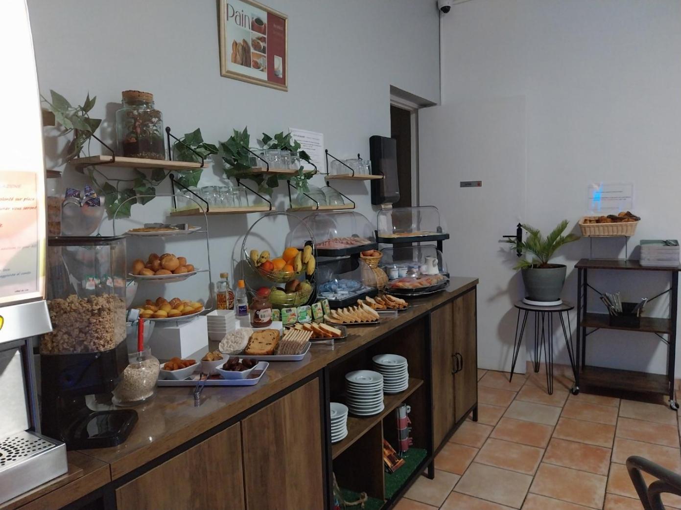 Hotel Du Lac Chateau-Arnoux-Saint-Auban Ngoại thất bức ảnh