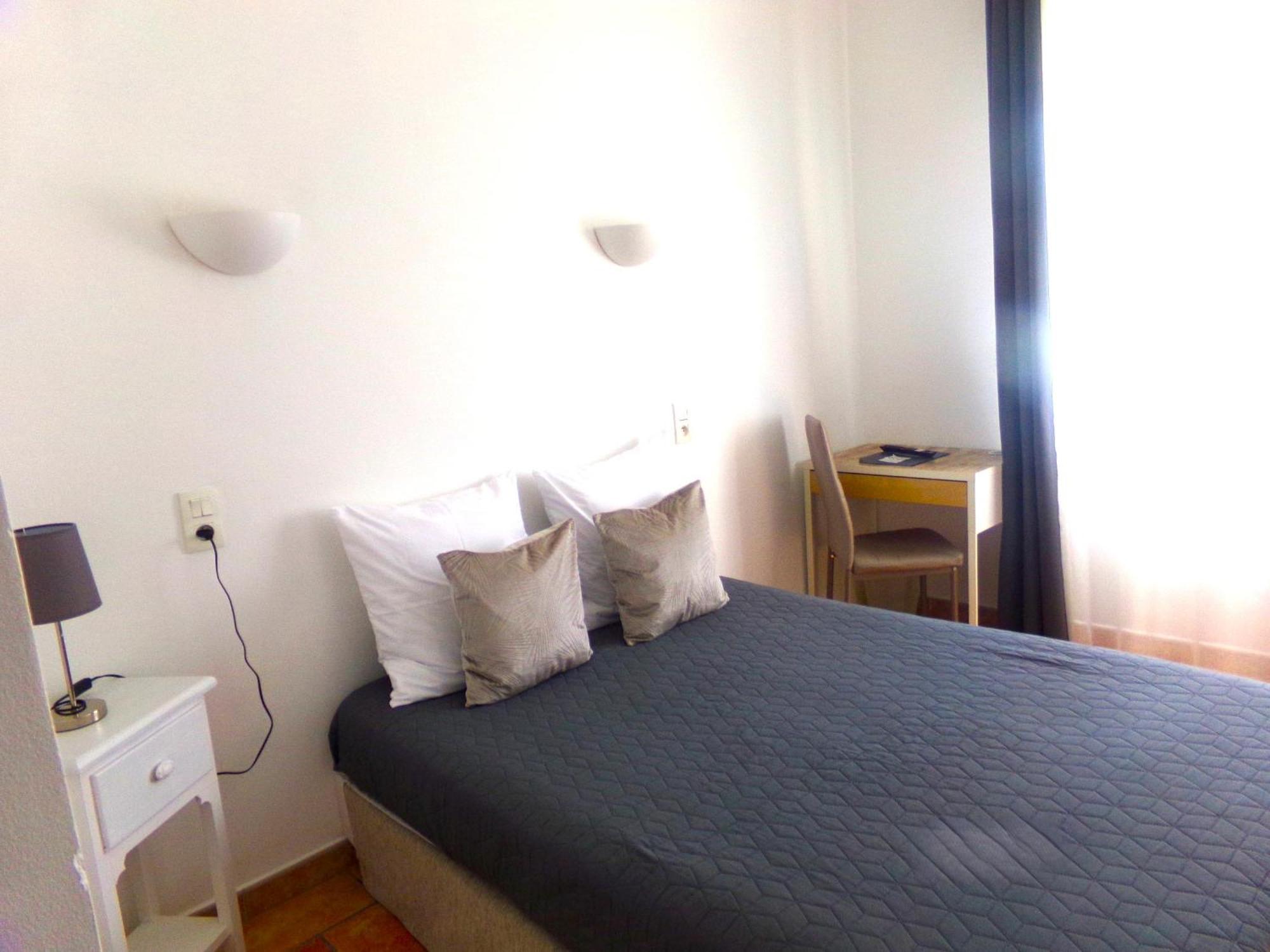 Hotel Du Lac Chateau-Arnoux-Saint-Auban Ngoại thất bức ảnh