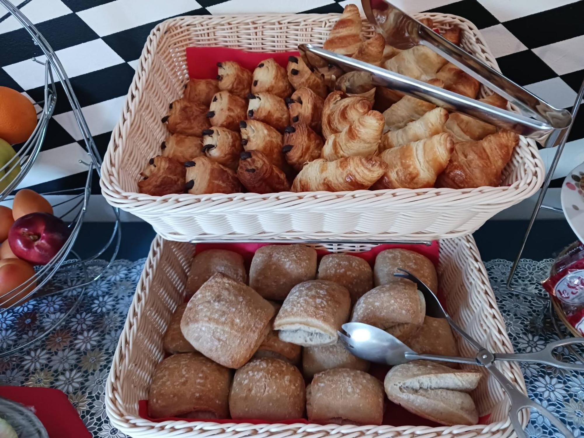 Hotel Du Lac Chateau-Arnoux-Saint-Auban Ngoại thất bức ảnh