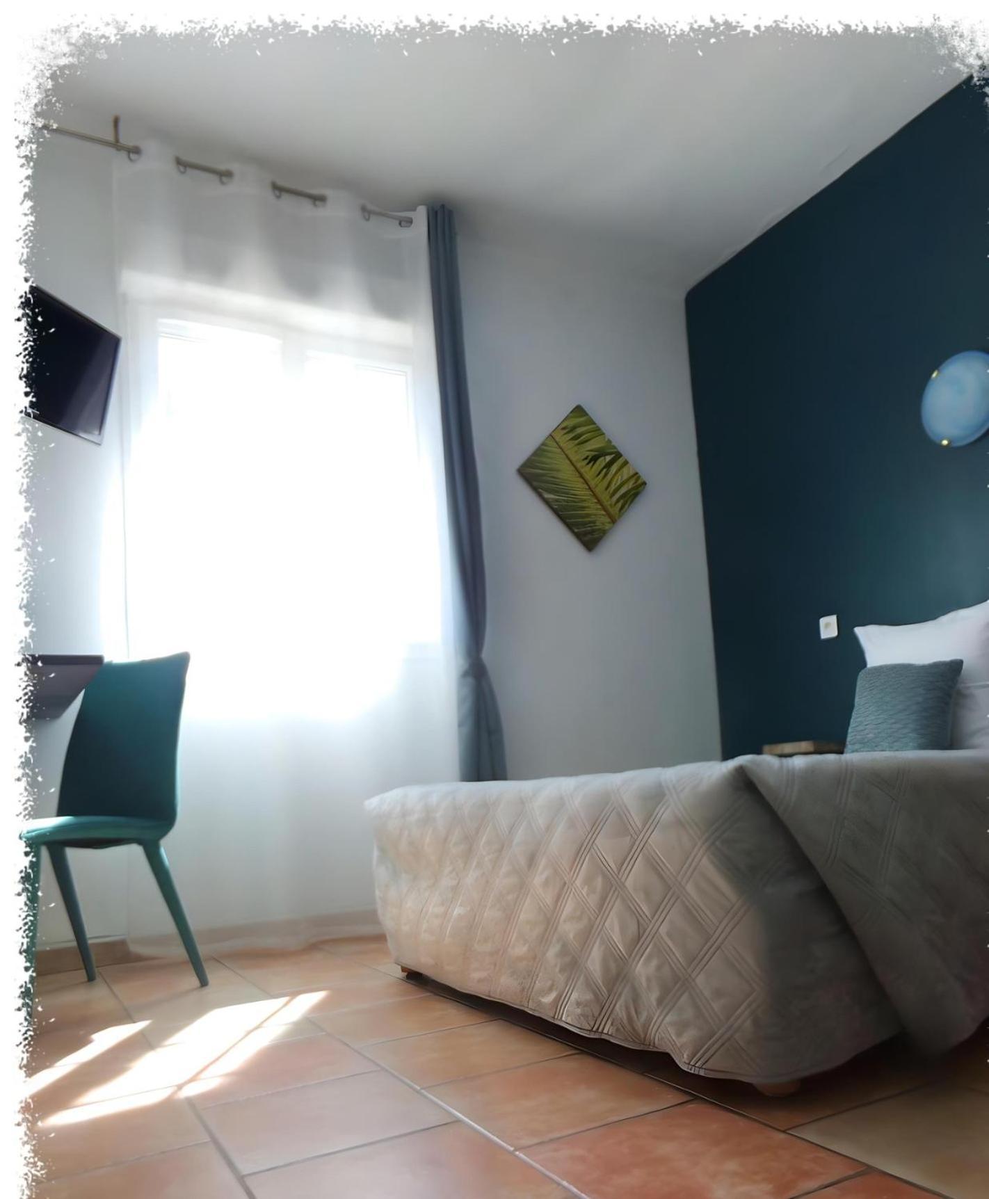 Hotel Du Lac Chateau-Arnoux-Saint-Auban Ngoại thất bức ảnh